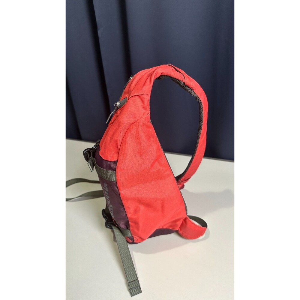 Patagonia Atom Sling 8L Crossbody Bag Coral Red Plum 48259 FA13 Discontinued - Picture 8 of 14